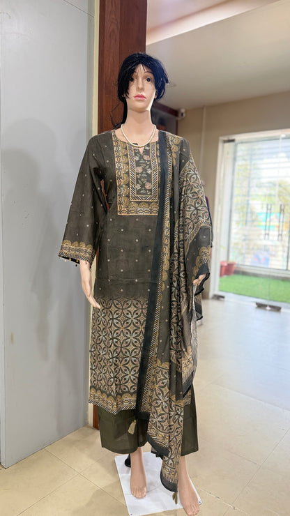 Italian cotton kurta pant dupatta set for women with placement print, straight 3 piece ethnic set, sizes 38 to 44