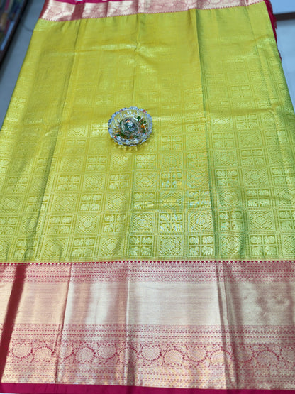 Semi Kanchi Pattu Brocade Saree with Zari Weaving and Contrast Border – Festive Wear