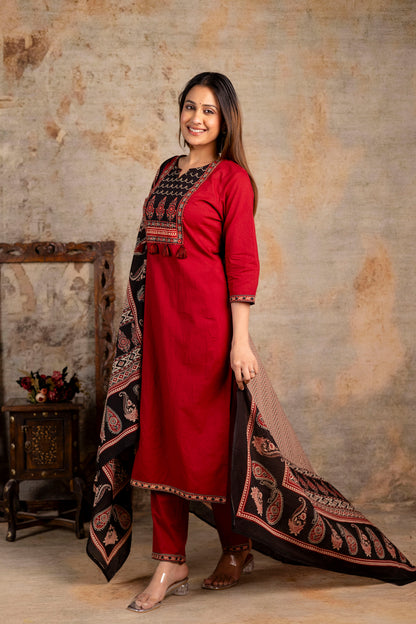 Pure Cotton Printed Kurti Pant Dupatta Set for Women