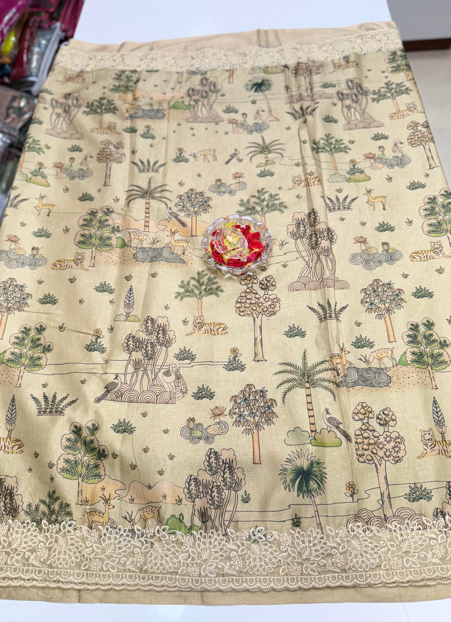 Ernakulam Silk-Blend Embroidered Saree with Printed Design and Lace Border – Festive Wear for Women