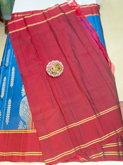 Pure Handloom Silk Saree with Traditional Zari Weaving for Women