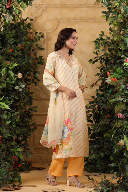 Pure Muslin Silk Floral Printed Kurta Pant Dupatta Set with Embroidery – Women’s Festive Wear