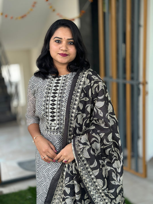 Women’s Chanderi Geometric Print Suit Set with Kantha and Sequence Work, Cotton Pants and Dupatta – Black