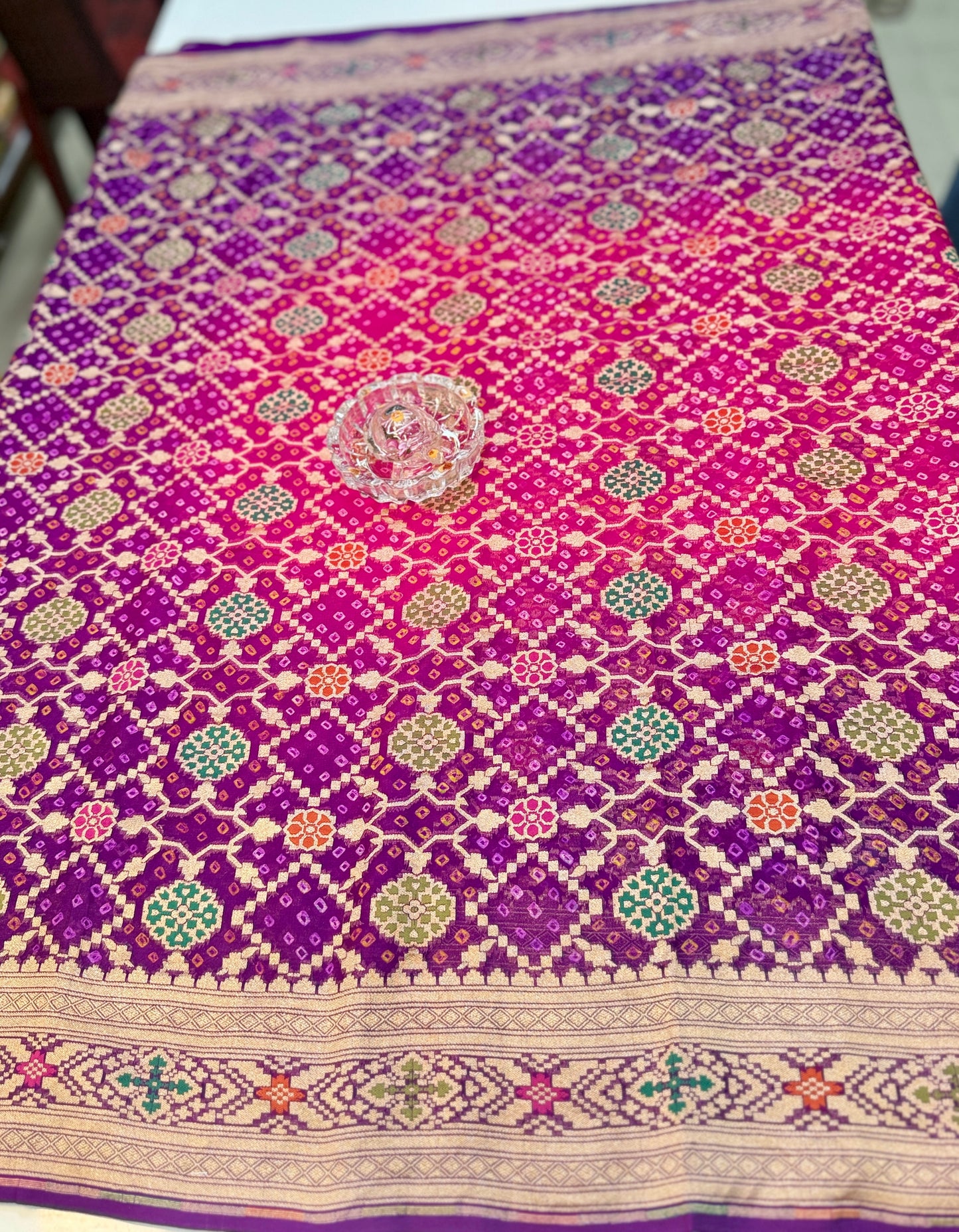 Banarasi Pure Georgette Bandhani Saree with Golden Zari Jaal and Meenakari Work – Bridal Wear