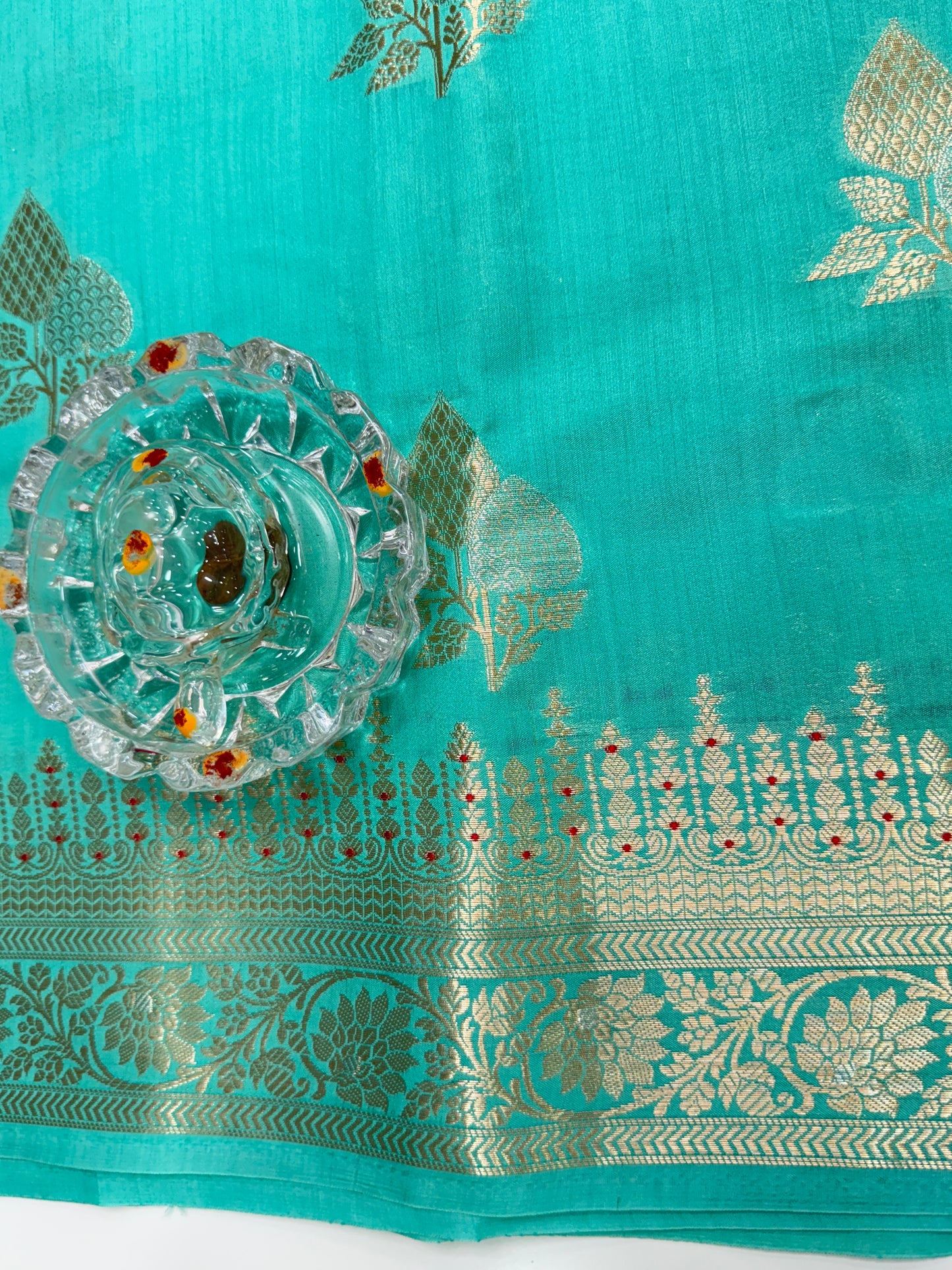 Handloom Chhiniya Silk Saree in Sea Green with Meenakari Zari Weaving and Buta Motifs for Women