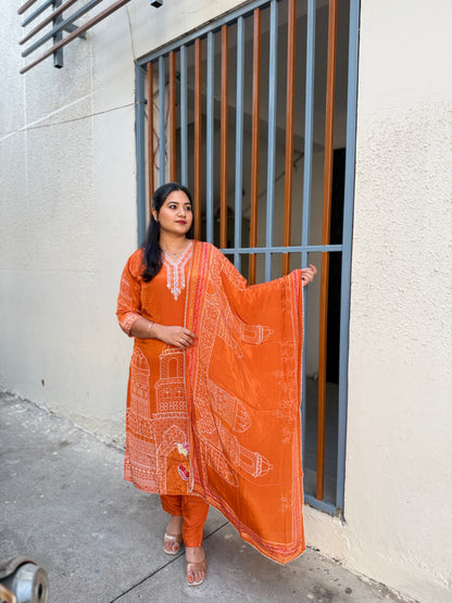 Pure natural crepe kurti pant dupatta set with handwork and cotton lining for women