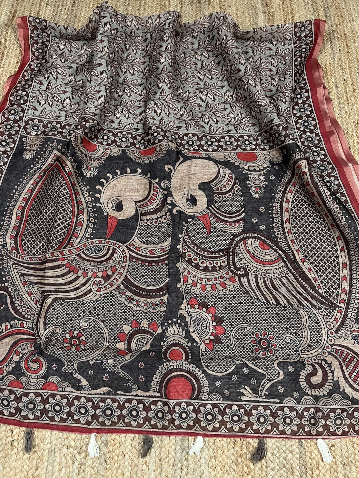 Mul Chanderi Cotton Saree with Kalamkari Print, Golden Zari Piping, and Batik Blouse – Ethnic Wear for Women