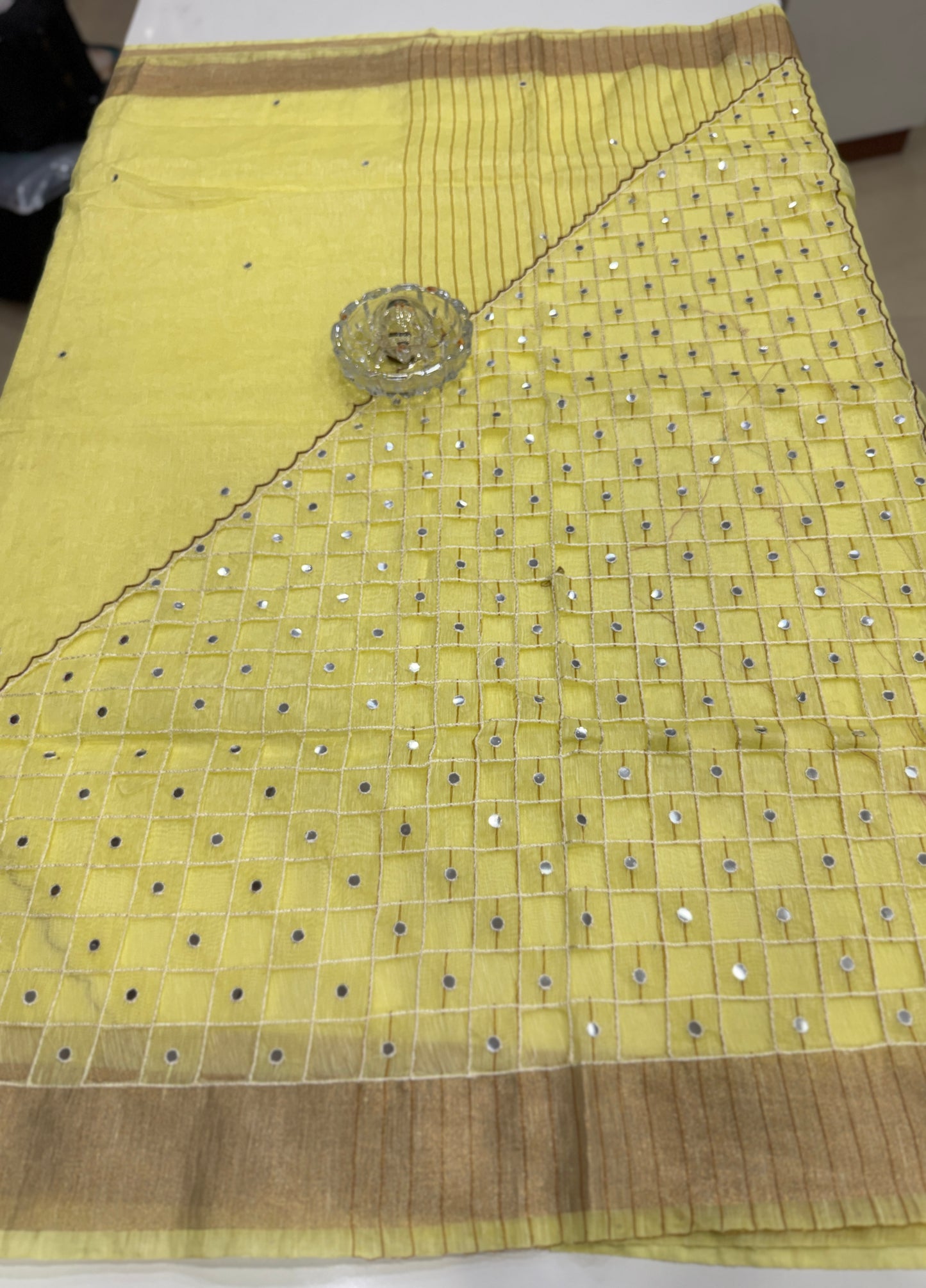 Pure Tissue 150 Count Linen Handloom Saree with Handwork and Running Blouse for Women