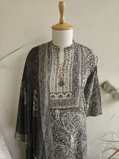 Women’s digital viscose silk kurta set with moti sequence handwork, pant and muslin dupatta, size 38–44