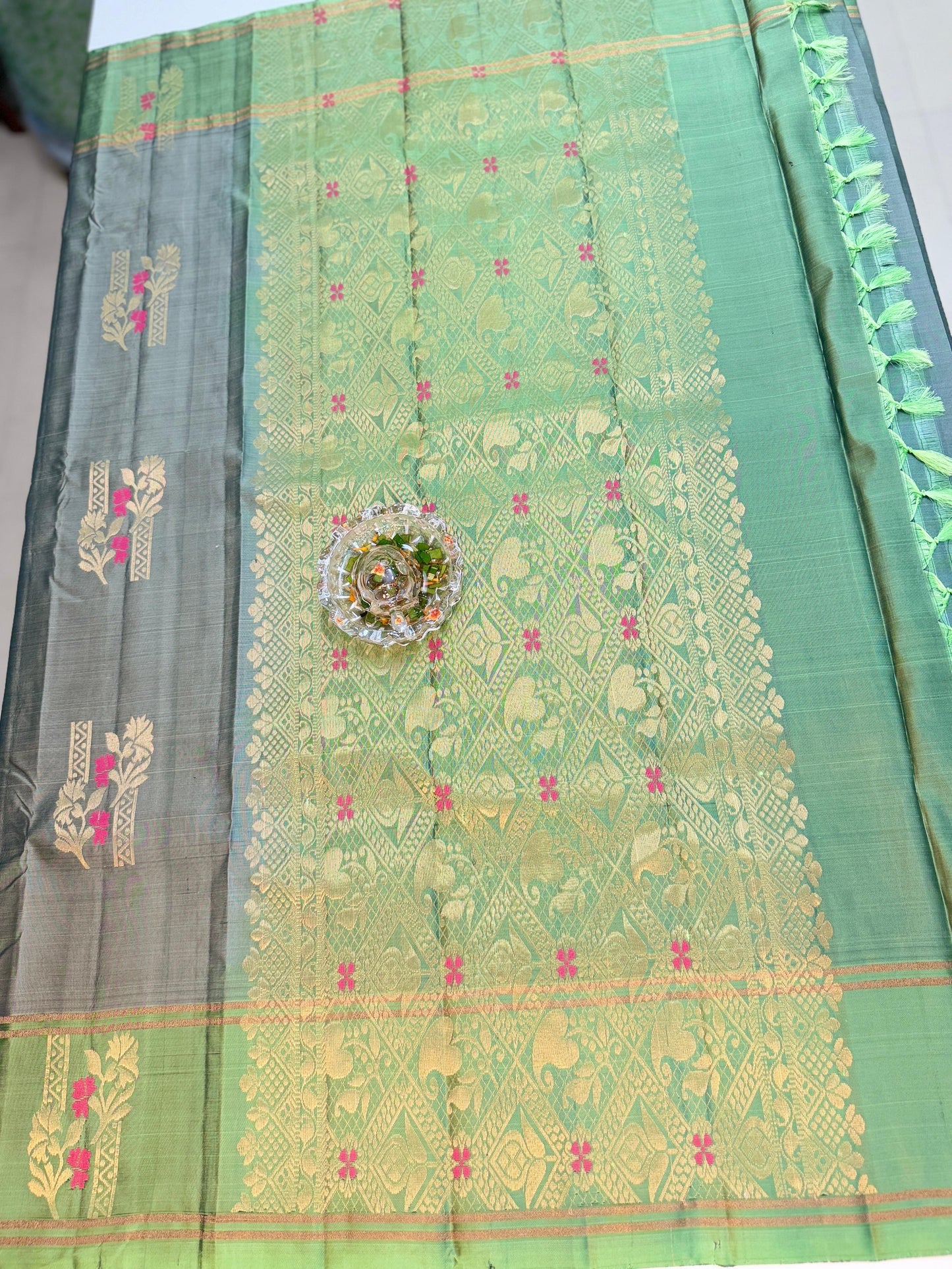 Pure Handloom Silk Saree with Traditional Zari Weaving for Women