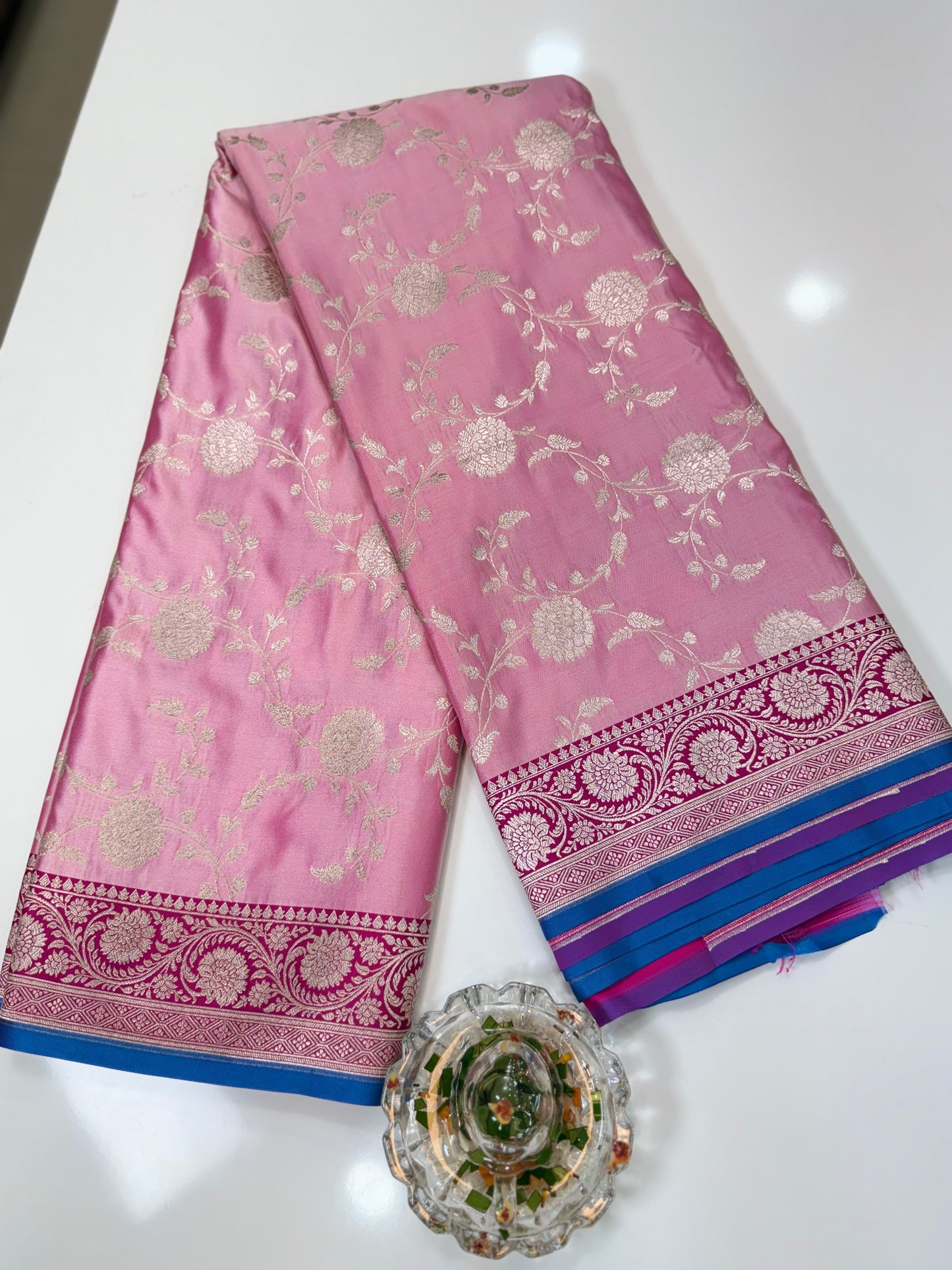 Banarasi Mashru Katan Silk Saree in Pink and Magenta with Contrast Blouse Piece – Women’s Festive Wear