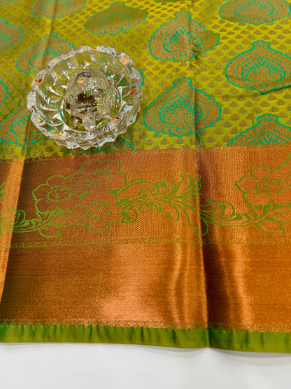 Bridal Soft Silk Saree with Jacquard Weaving & Contrast Border for Women