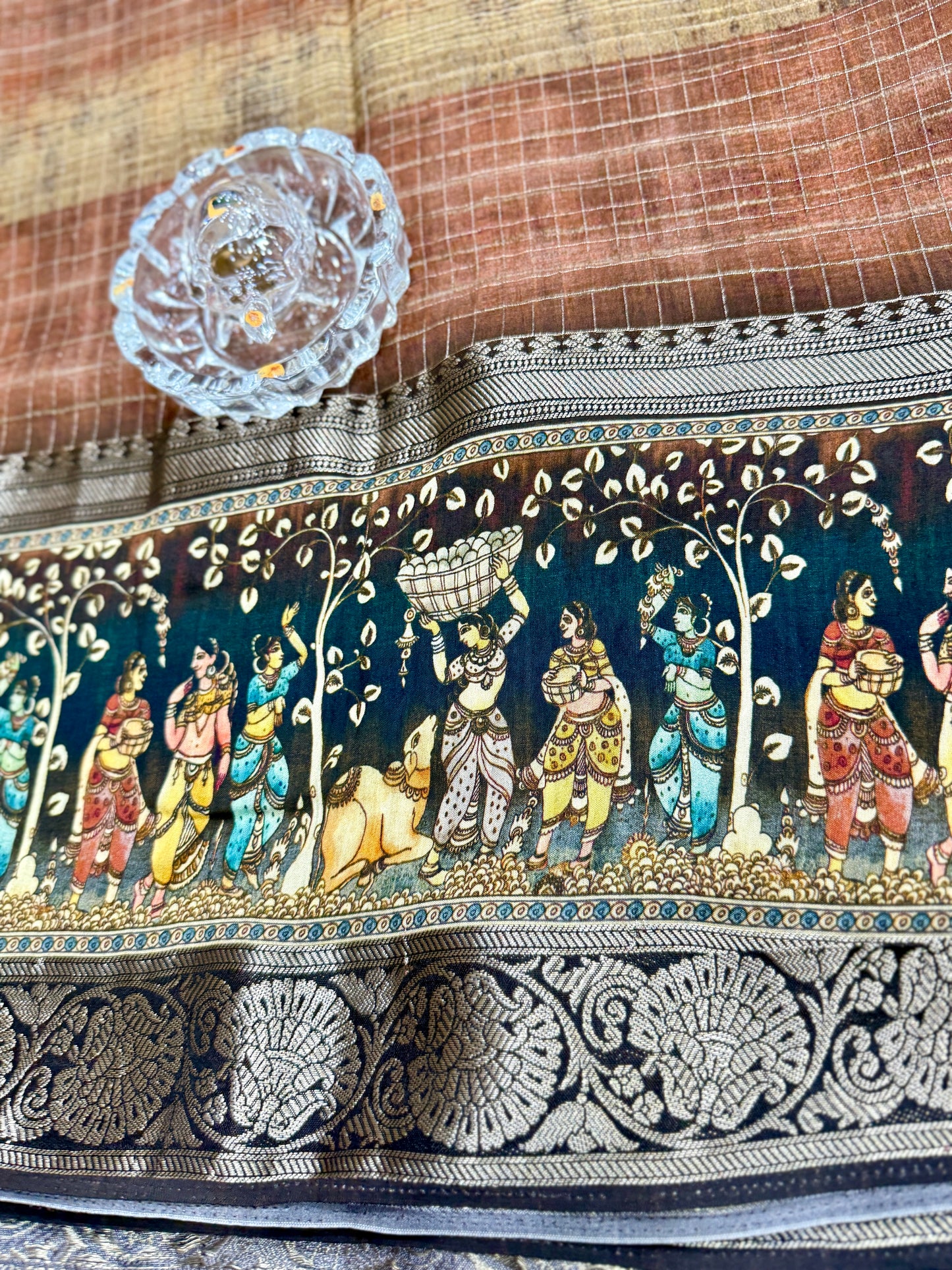 Russian Bentex Border Chittpallu Viscose Crepe Silk Saree with Zari Weaving – Festive Wear