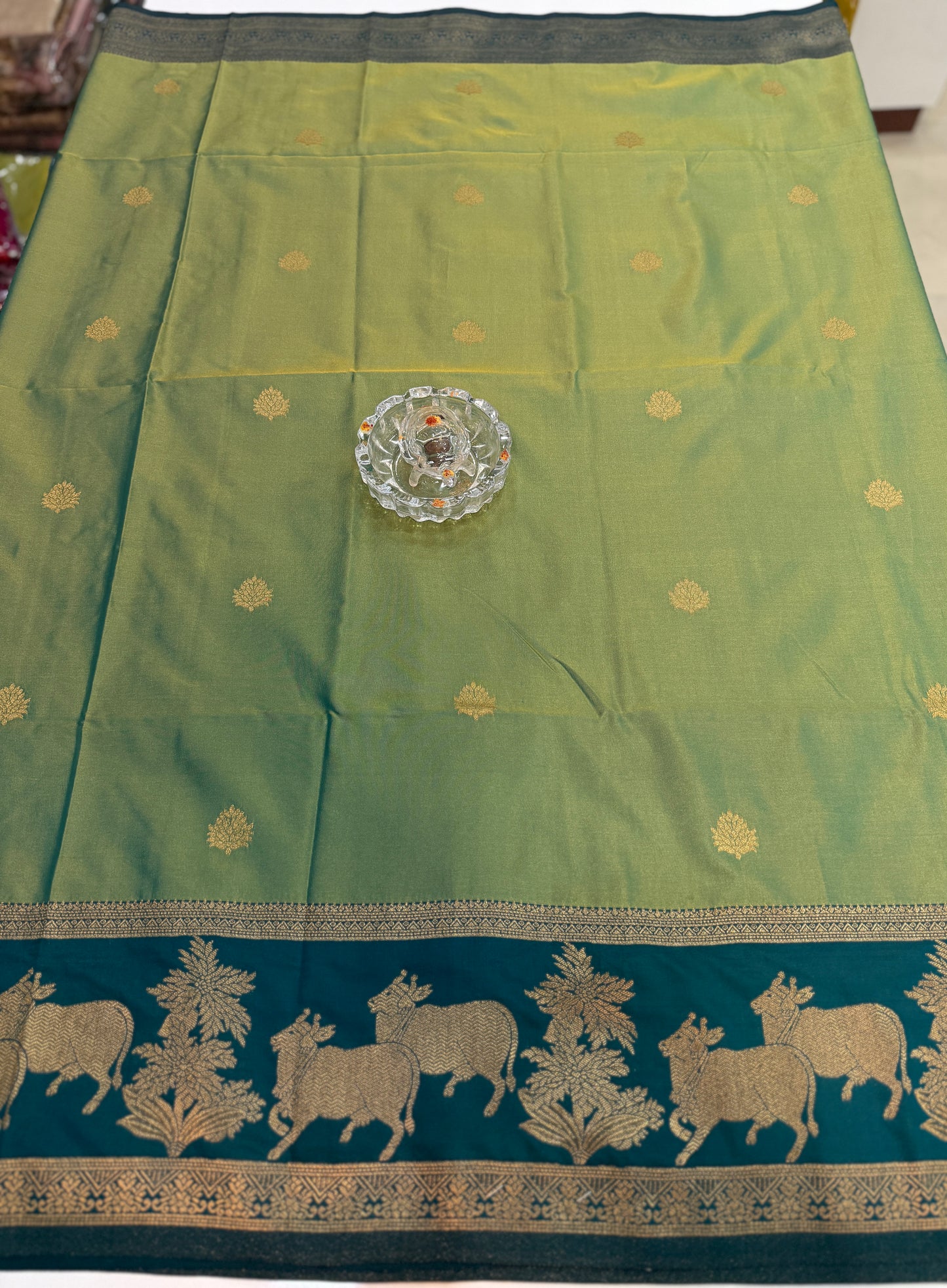 Handloom styled Silk Pichwai Saree with Woven Border and Contrast Blouse