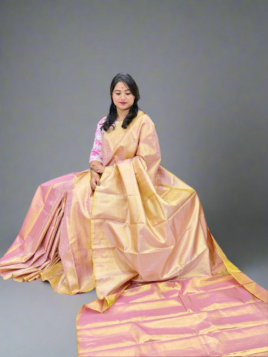 Handloom Borderless Pure Silk Saree in Dual-Tone Pink and Gold with Zari – Wedding Collection