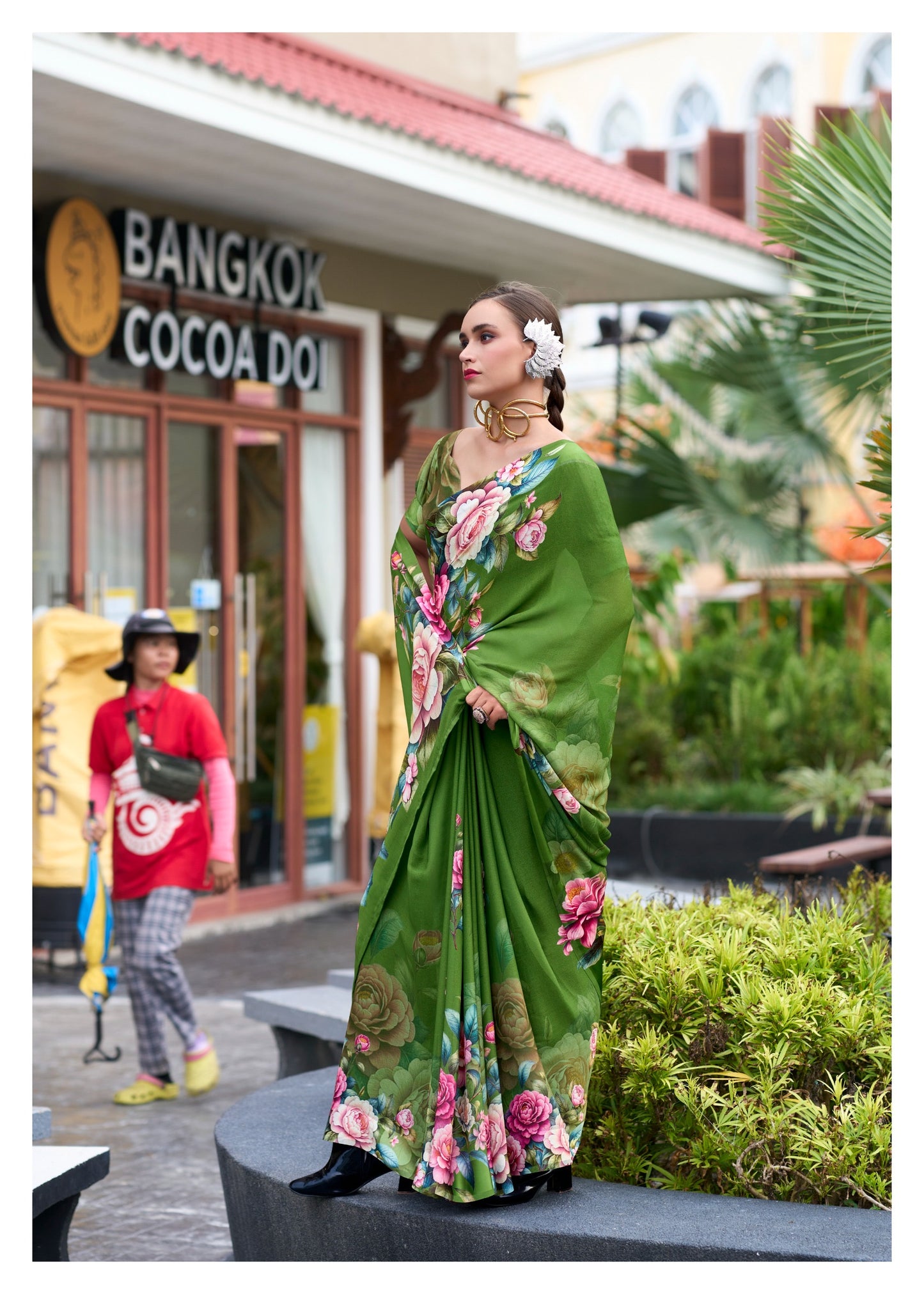 Pure Georgette Saree with Exclusive Digital Prints – Women’s Festive and Party Wear