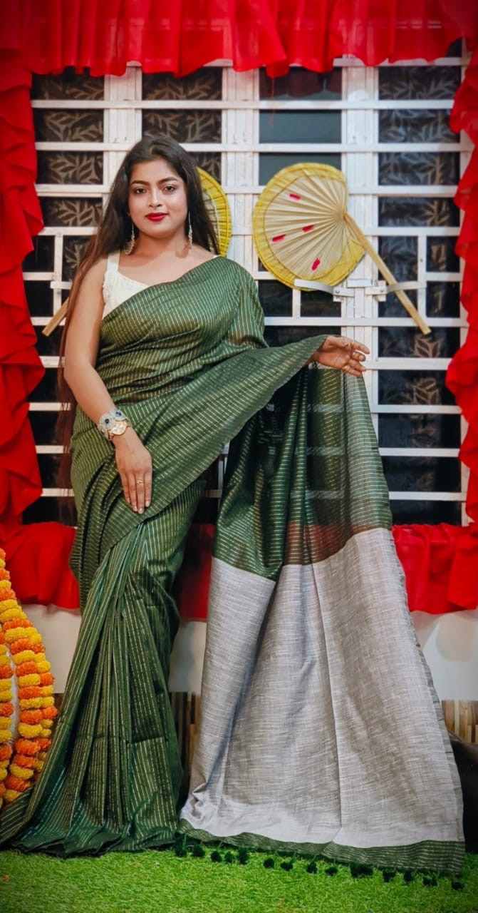 Check Jute Kaddi Cotton Saree for Women with Matching Blouse Piece