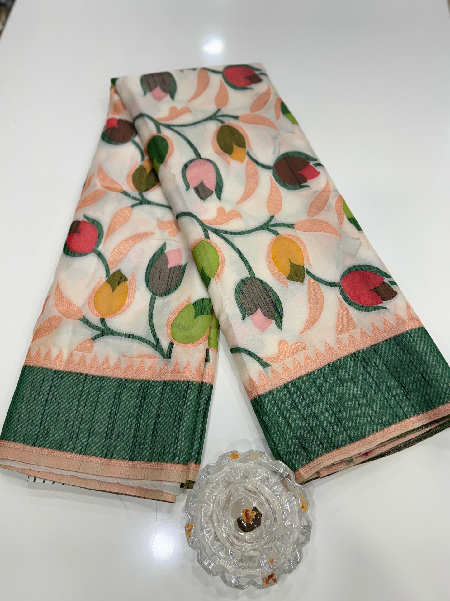 Soft silk floral printed saree with contrast blouse, lightweight festive wear saree for women