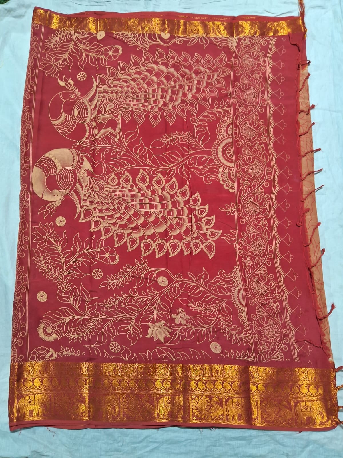 Chennuri Pure Silk Saree with Outline Kalamkari Design and Traditional Kanchi Borders