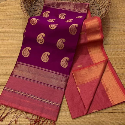 Maheshwari Silk Cotton Saree with Mango Butta Motifs & Gold Zari Border