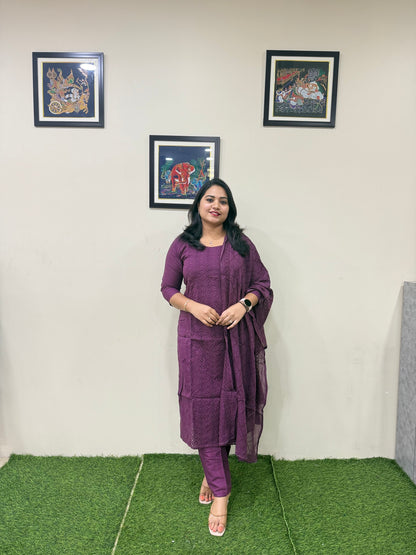 Schiffli Cotton Kurti Pant Dupatta Set for Women – Embroidered 3-Piece Ethnic Wear – Sizes 38 to 46