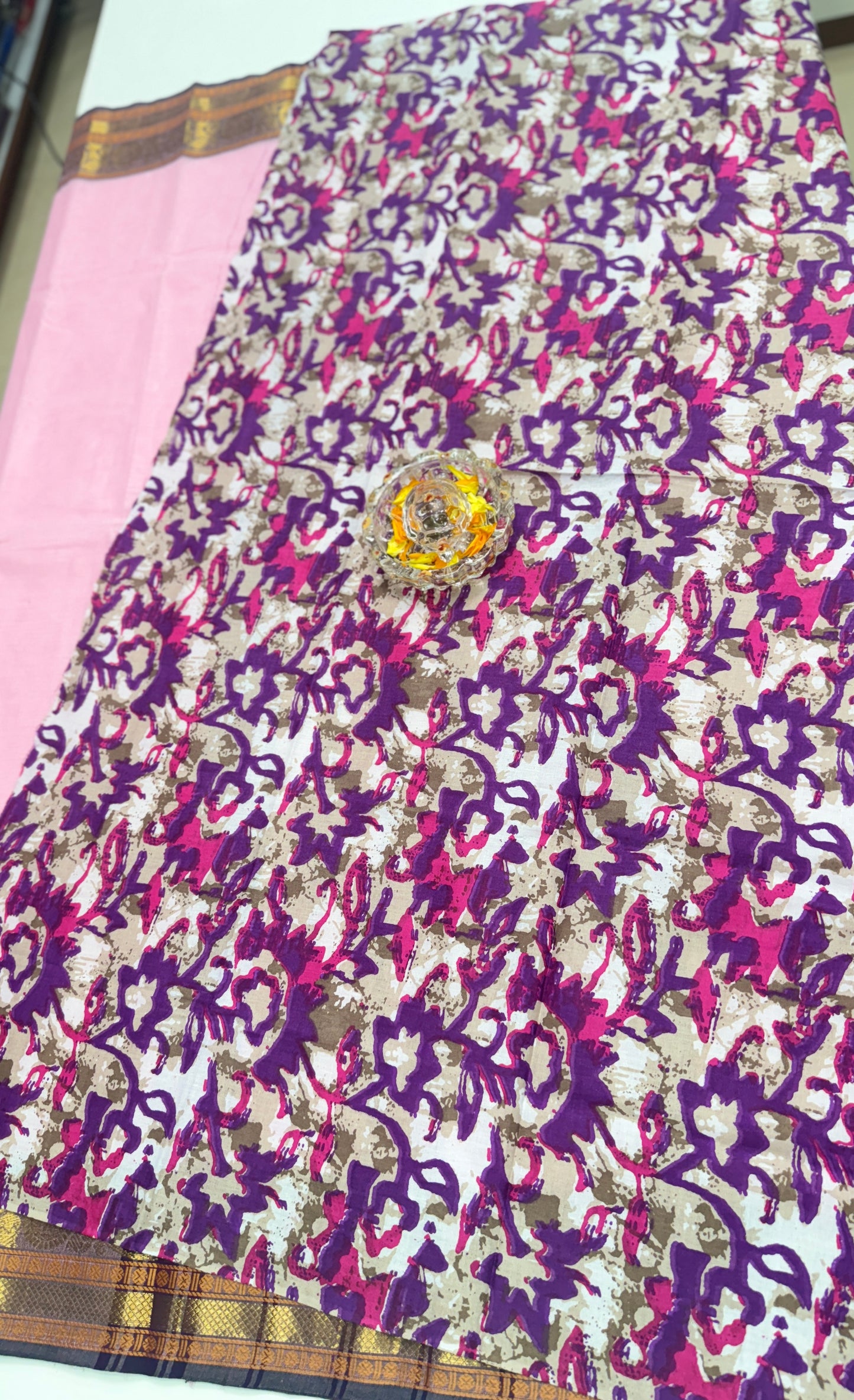 Chettinad Pure Cotton Saree with Zari Border – 80 Count, 20 Colours, 5.5m Length