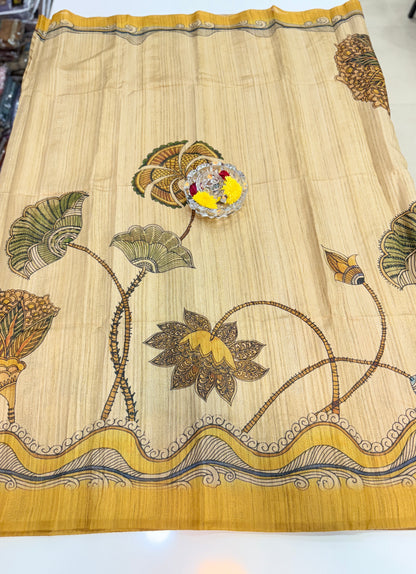 Silk Blend Printed Saree with Traditional Art Motifs and Glossy Texture – Festive Wear for Women