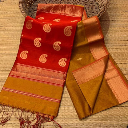 Maheshwari Silk Cotton Saree with Mango Butta Motifs & Gold Zari Border