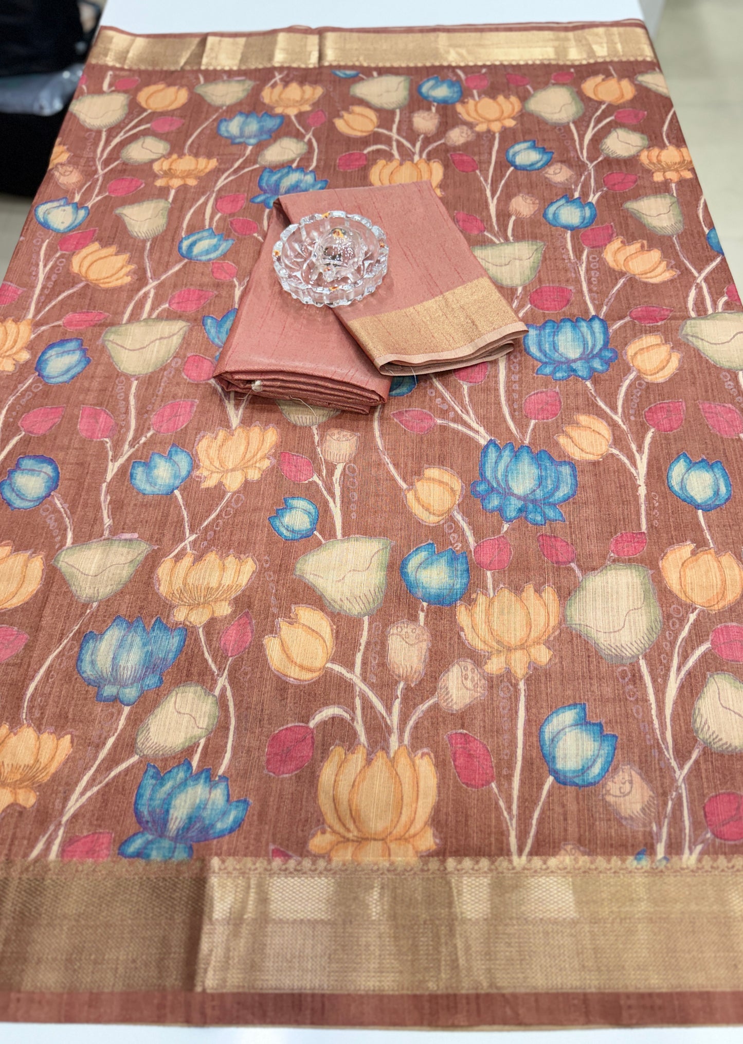 Tussar Art silk saree with handloom weaving and floral pattern for women