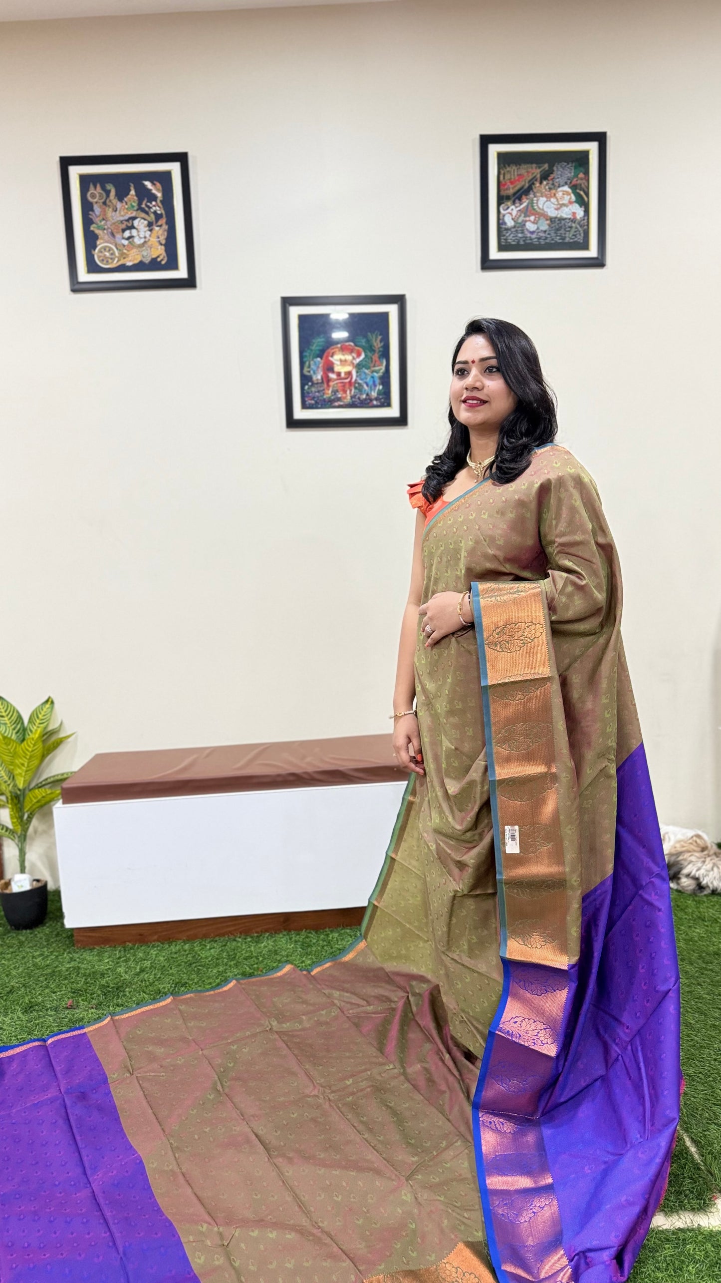 3D Emboss Soft Silk Saree with Contrast Chitt Pallu and Running Blouse – Art Silk Collection