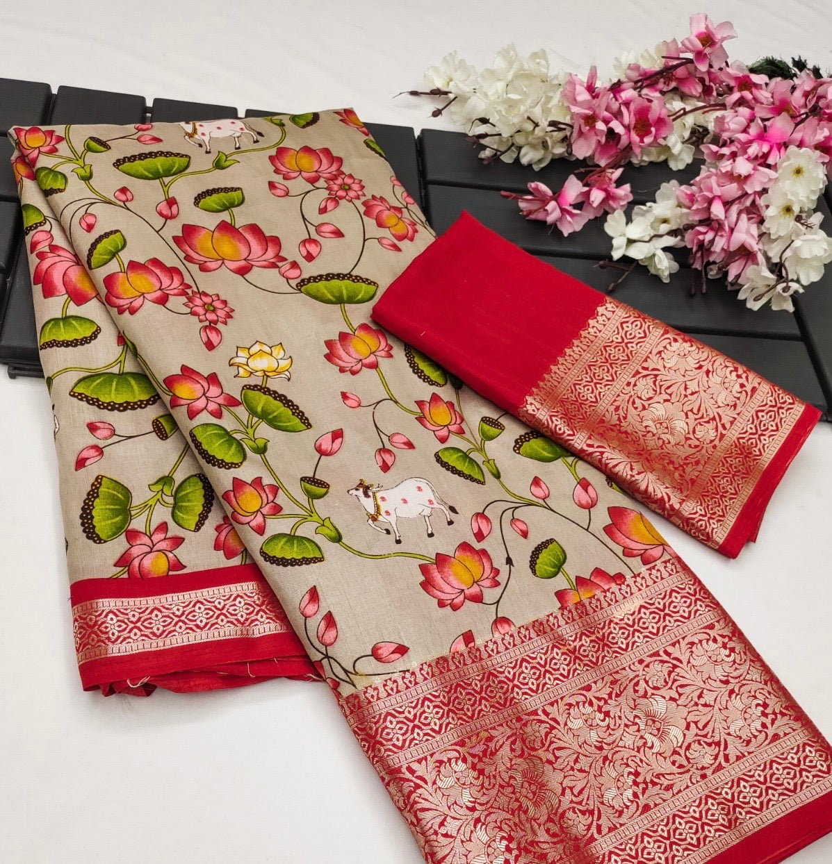 Kalamkari digital print Viscose Saree with weaving zari and gold viscose border.