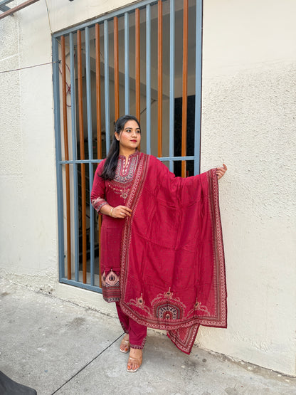 Pure silk suit set for women with cotton lining, embroidered kurta pant dupatta, festive stitched design