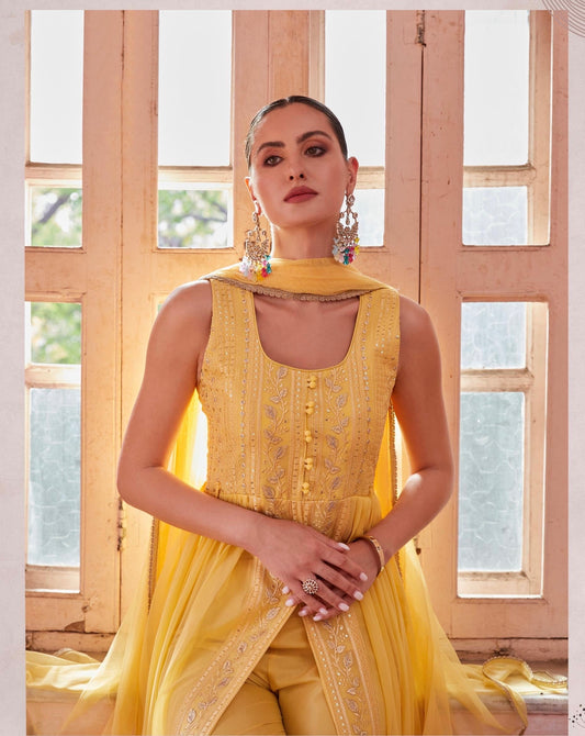 Women’s Full-Flared Long Gown with Front Slit – Fusion Ethnic Wear Free Size