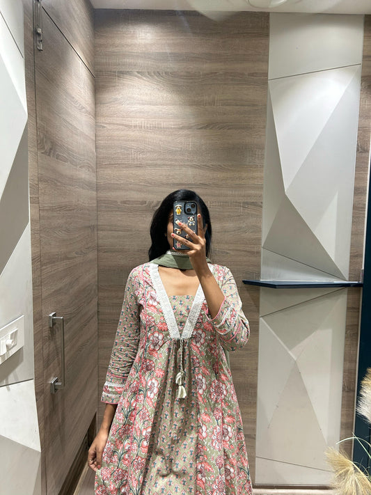 Printed Cotton Kurta Pant Dupatta Set with Lace Detailing and Kota Doria Dupatta for Women