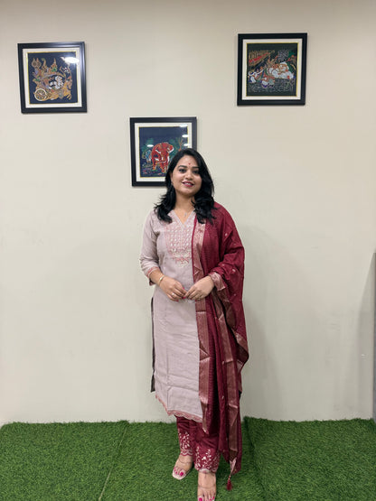 Viscose Embroidered 3-Piece Suit Set with Jacquard Dupatta – XL to 3XL