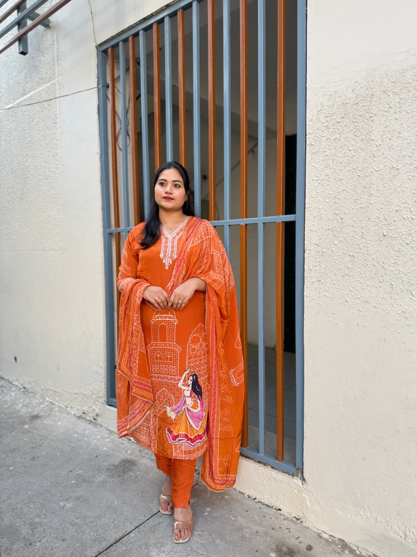 Pure natural crepe kurti pant dupatta set with handwork and cotton lining for women