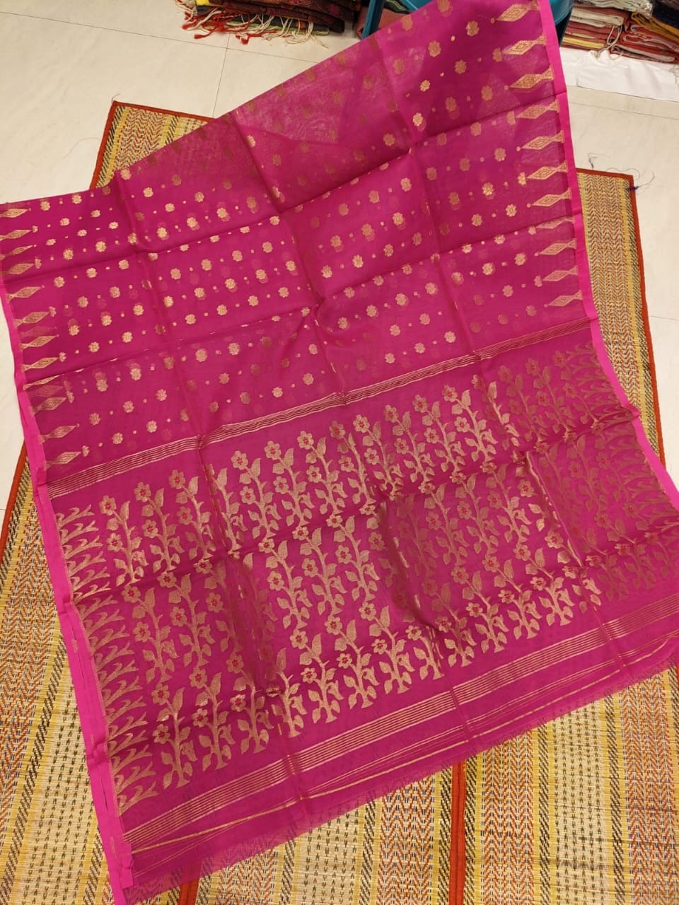 Handwoven Muslin Jamdani Saree with Traditional Weaving and Blouse Piece for Women