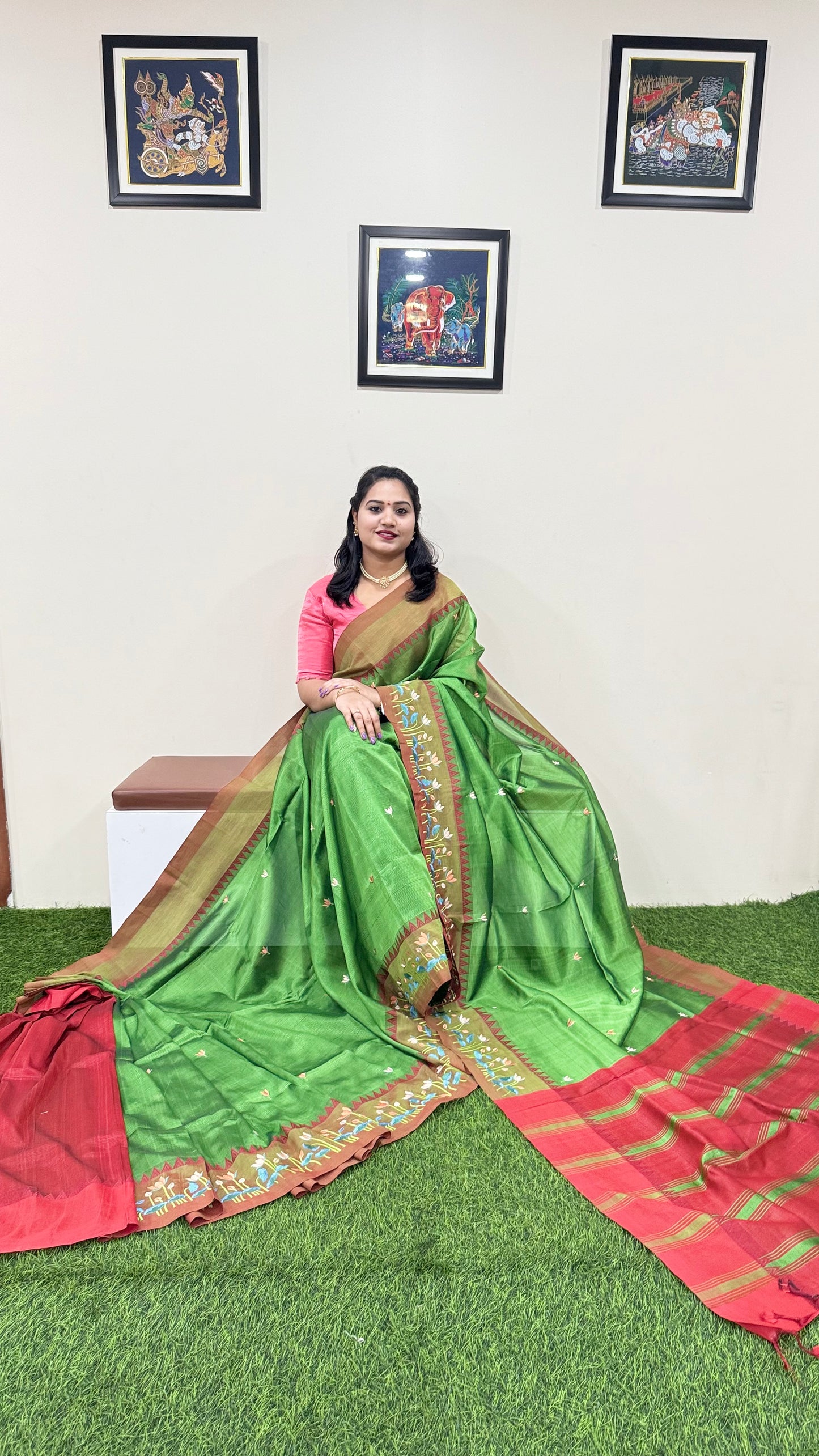 Temple Mangalgiri Pure Pattu Handloom Silk Saree with Embroidery Border