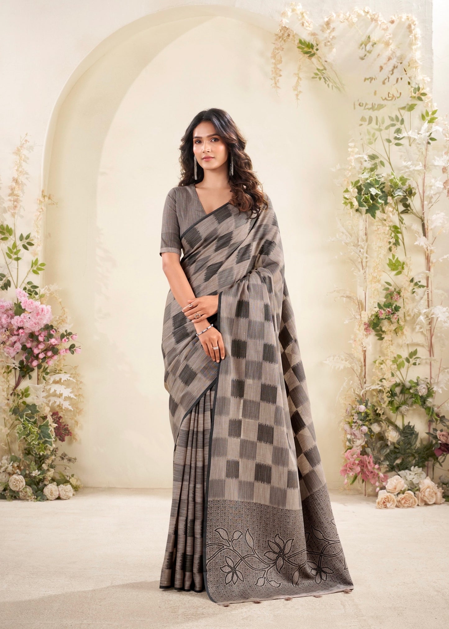 linen silk saree with checked pattern and floral border – lightweight ethnic wear for women