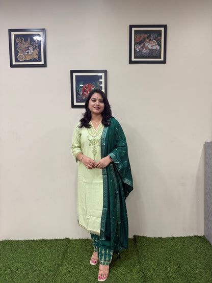 Viscose Embroidered 3-Piece Suit Set with Jacquard Dupatta – XL to 3XL