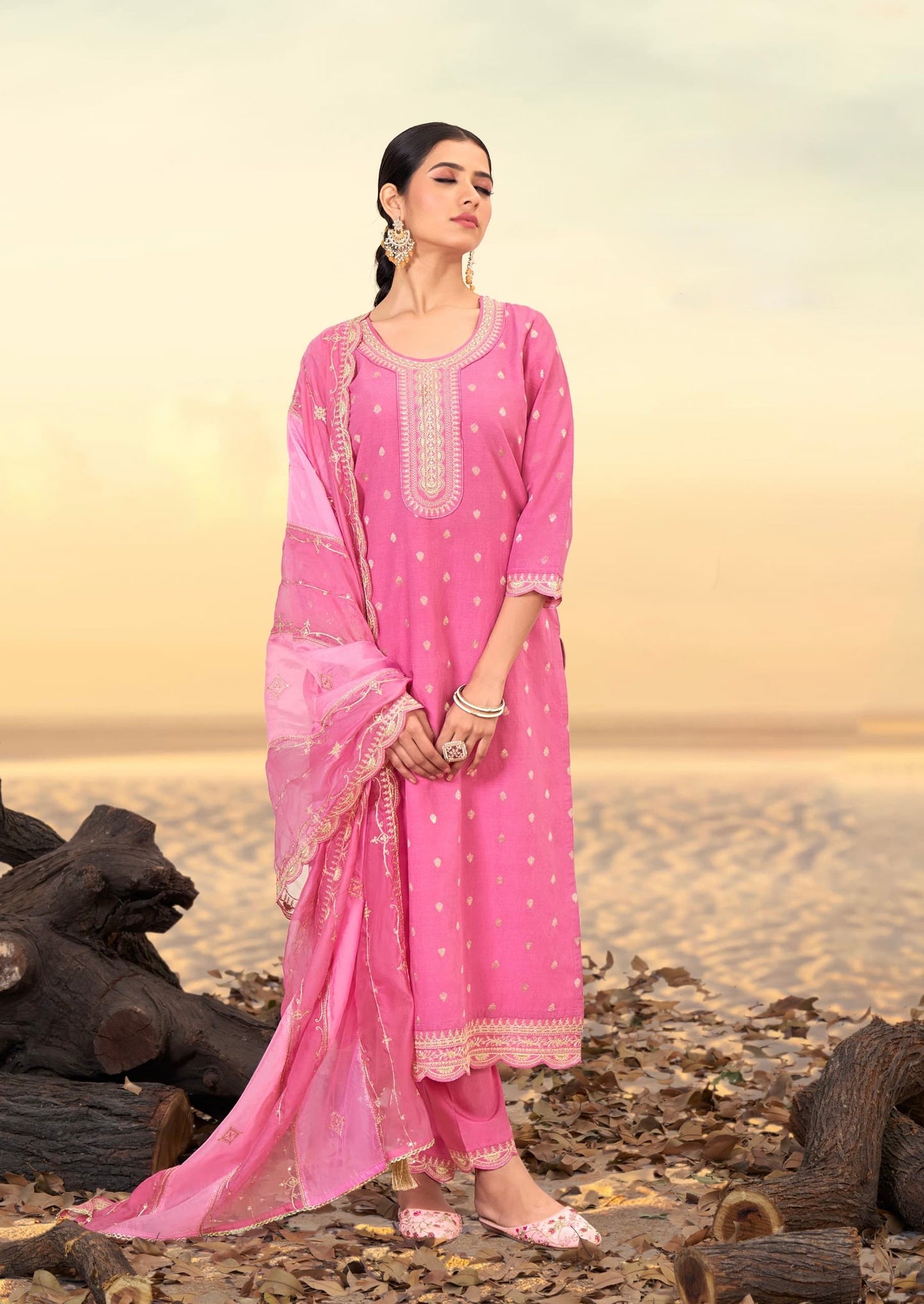 Women’s Viscose Jacquard Suit Set with Mirror Khatli Handwork and Organza Dupatta – XL to 3XL