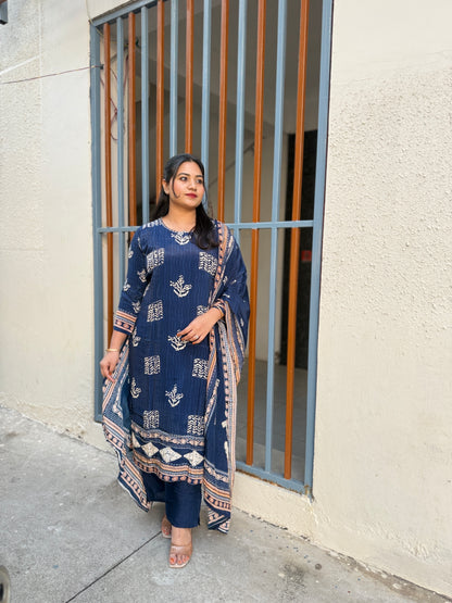 Pure natural crepe kurti pant dupatta set with heavy handwork and cotton lining for women