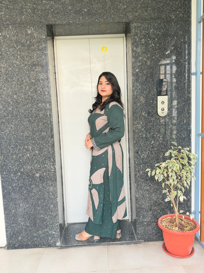 Bold Floral Rayon Kurti Pant Set for Women with V-Neck and Mirror Detailing