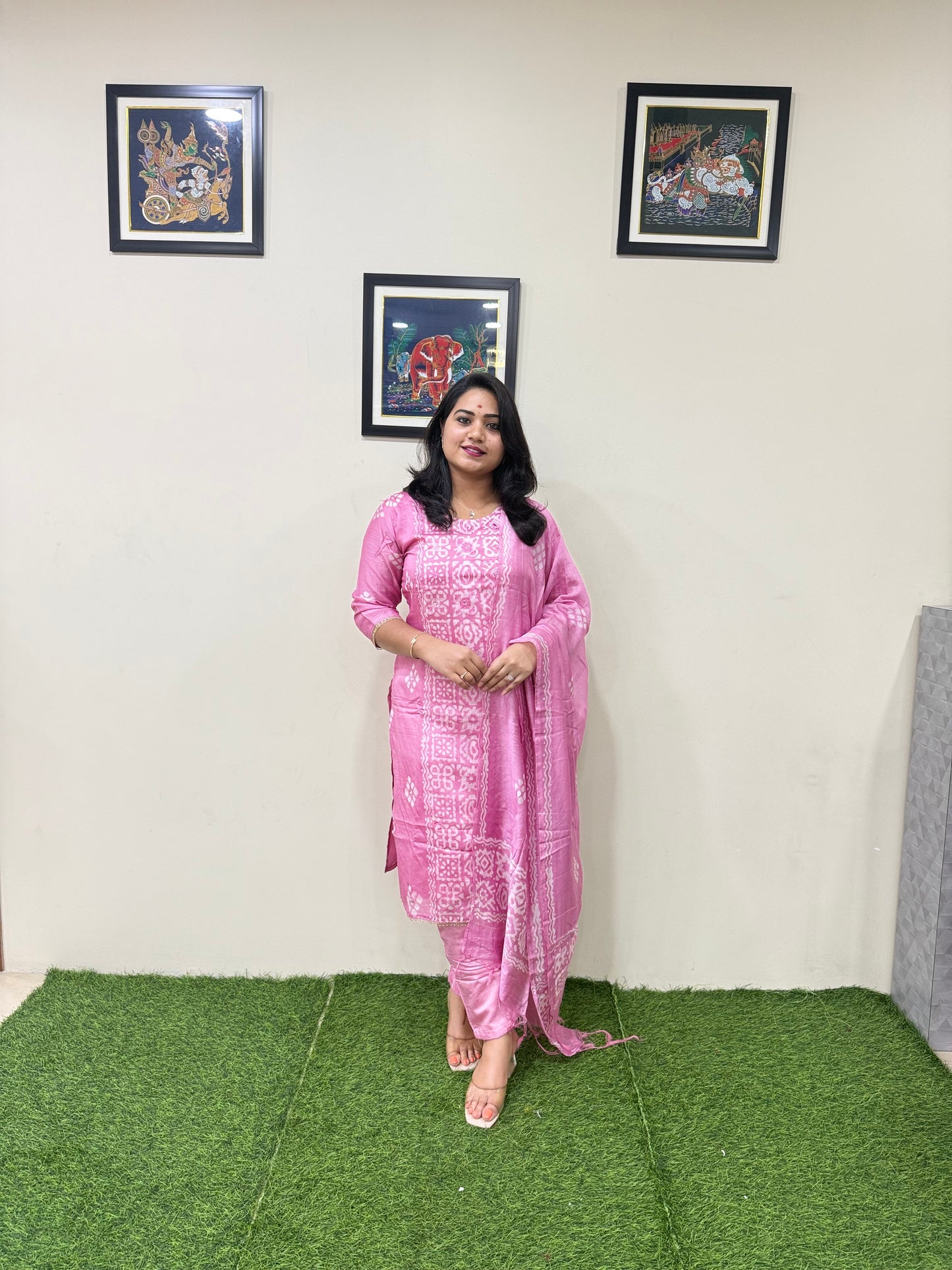 Chanderi Batik Print Kurti Pant Dupatta Set for Women – Traditional 3-Piece Ethnic Set – Sizes 38 & 44