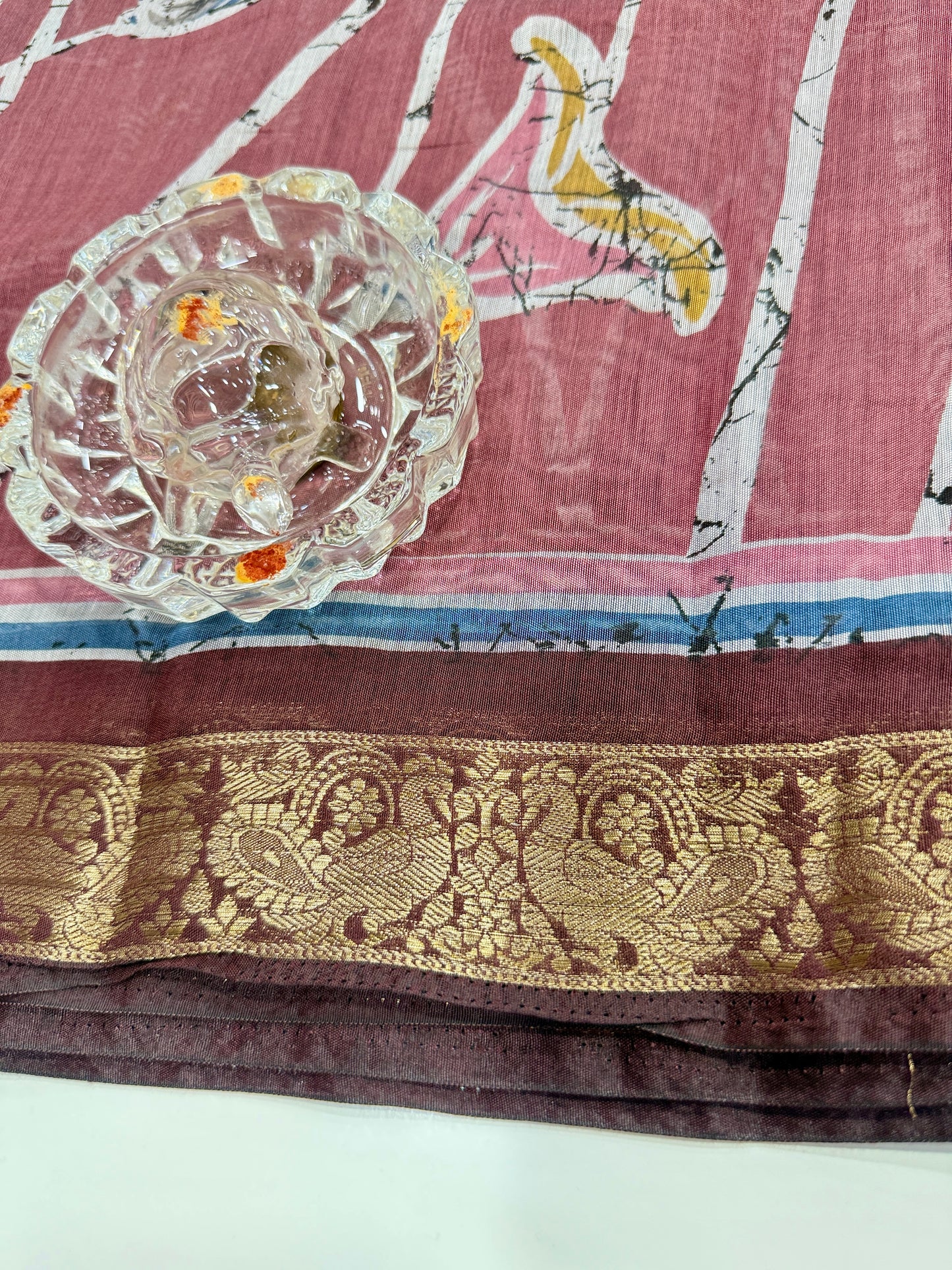 Chennuri silk style printed saree with traditional artwork border and unstitched blouse fabric for women