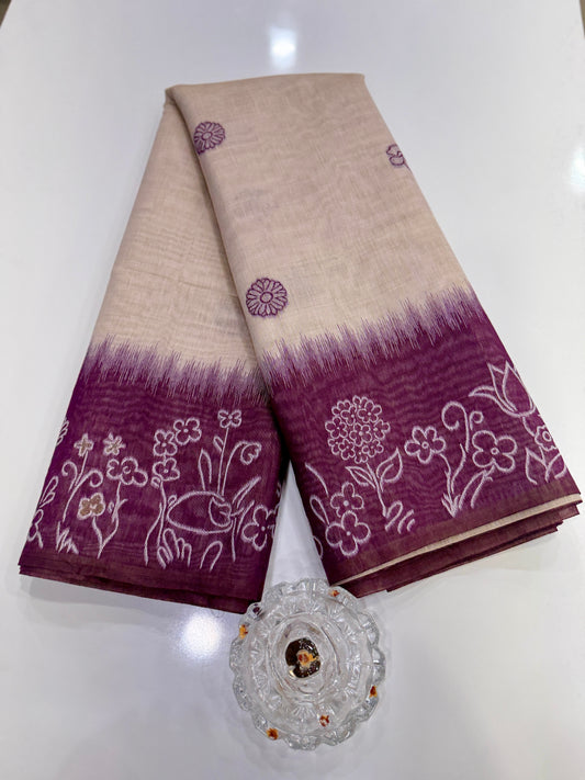 Munga cotton handloom weaving saree with woven floral border and tassel pallu for women