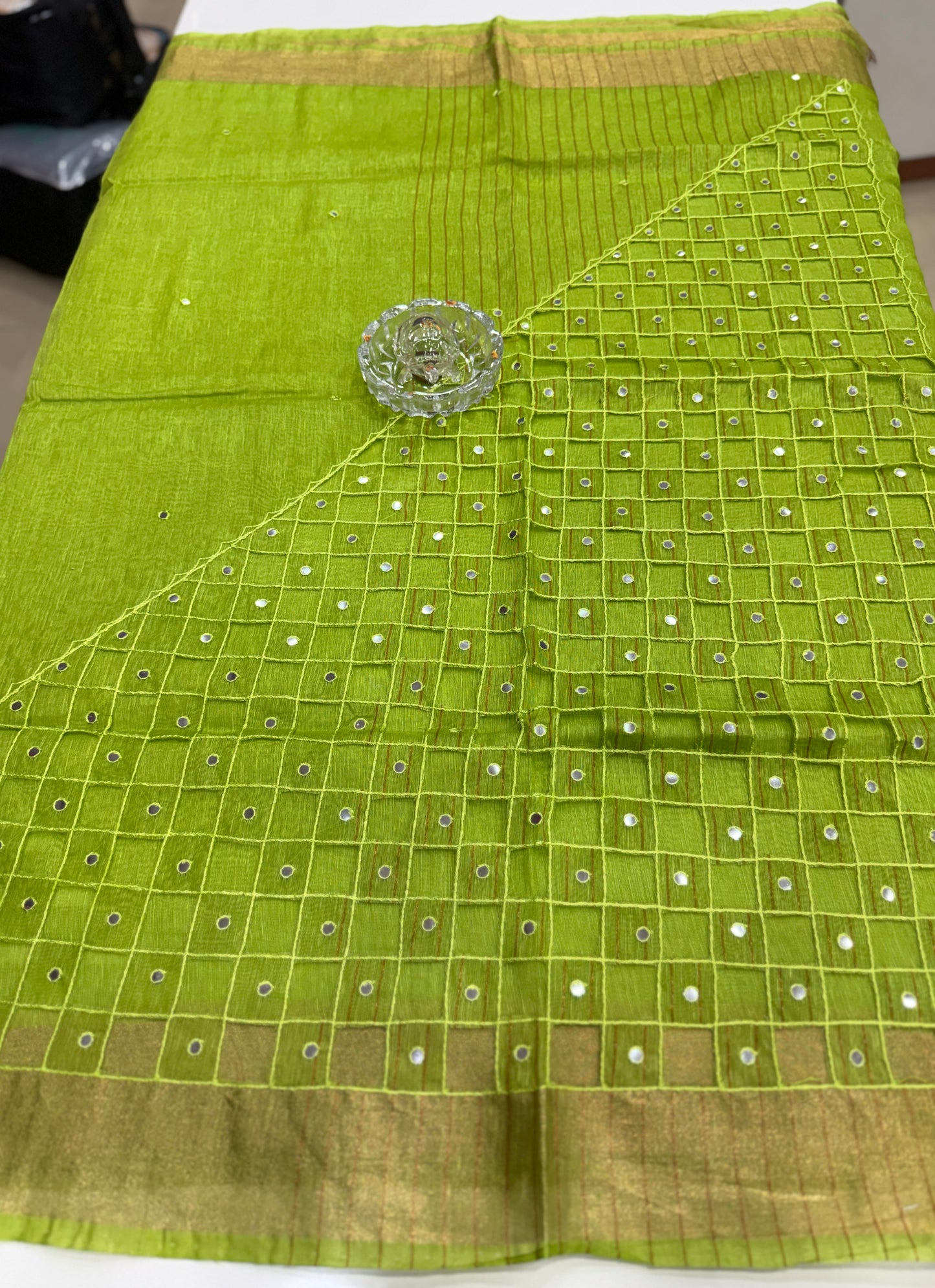 Pure Tissue 150 Count Linen Handloom Saree with Handwork and Running Blouse for Women