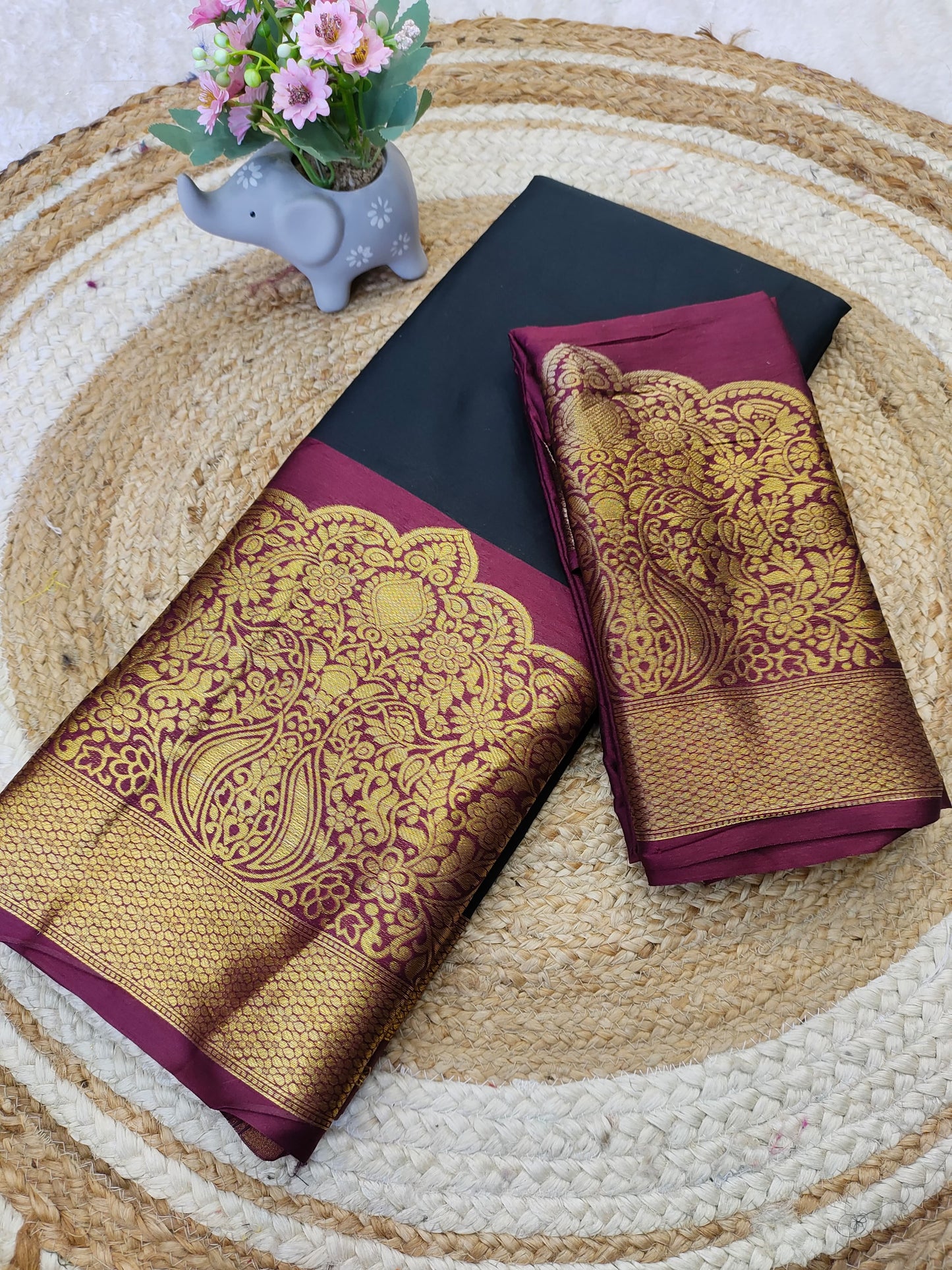 Kanjivaram Narayanpeth Silk Saree with Mor Designer Border and Contrast Pallu – With Blouse Piece