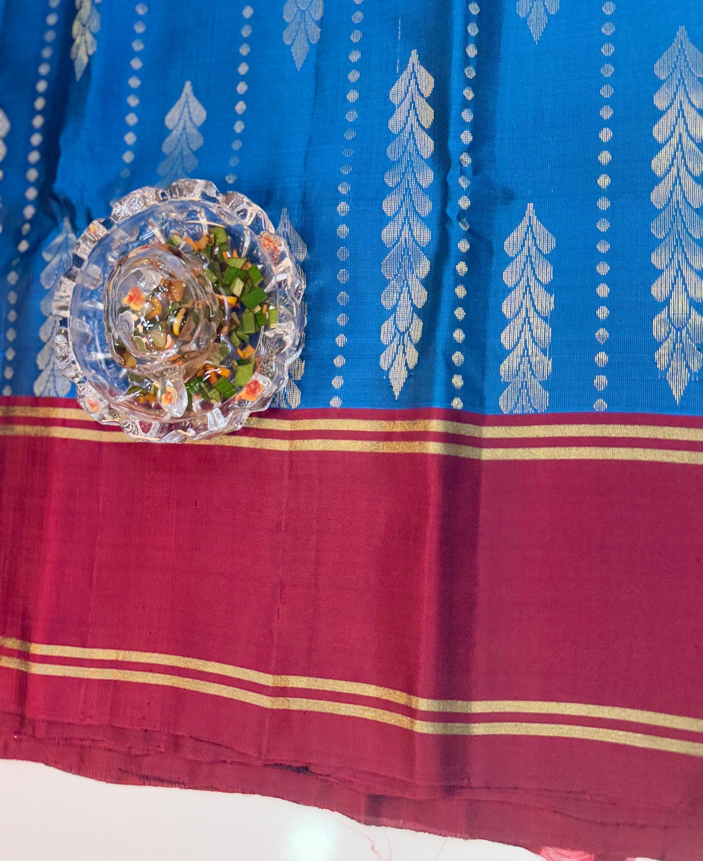 Pure Handloom Silk Saree with Traditional Zari Weaving for Women