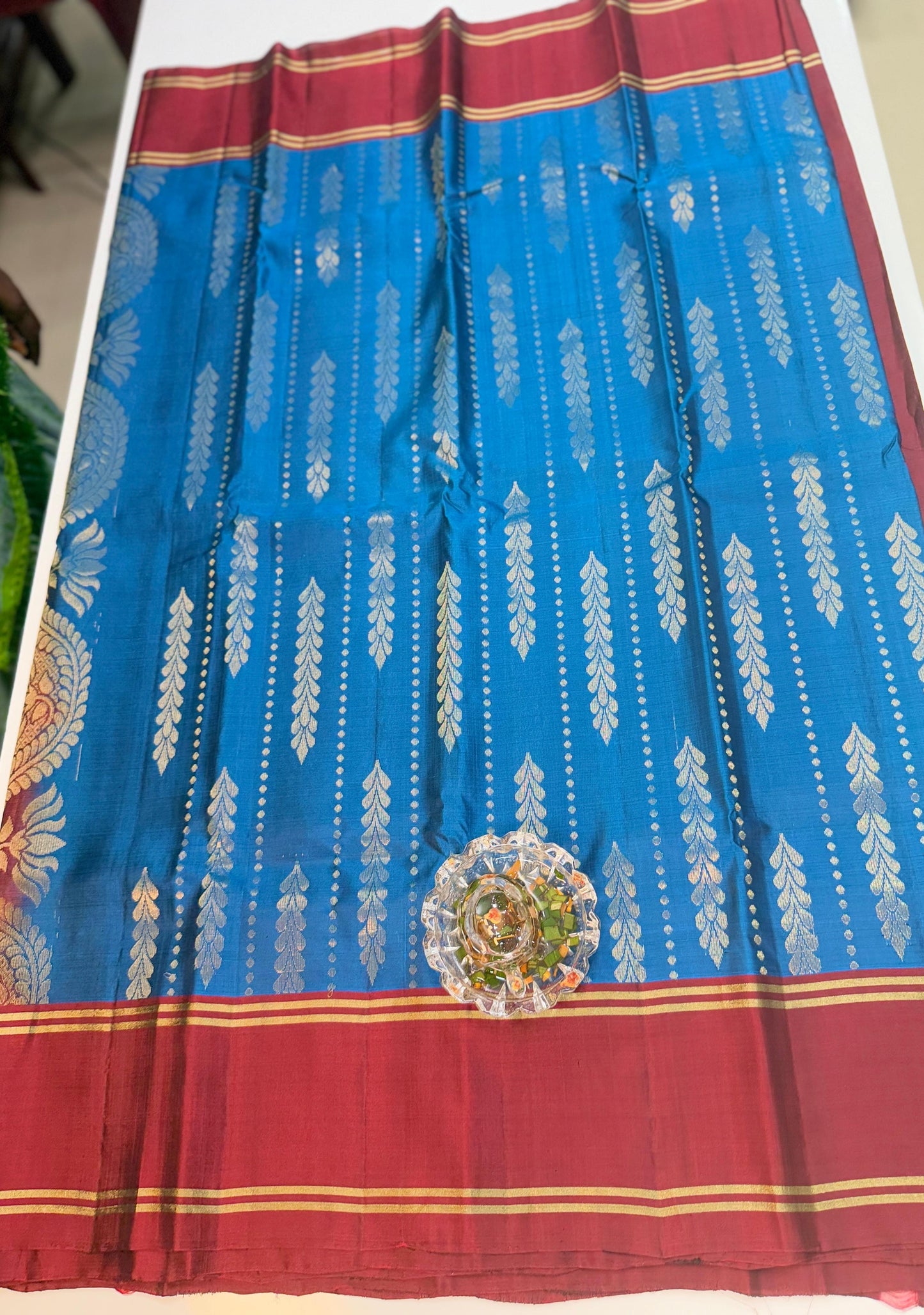 Pure Handloom Silk Saree with Traditional Zari Weaving for Women